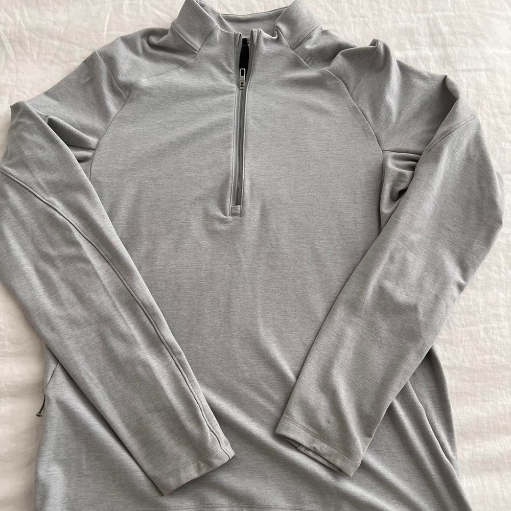 Lululemon half zip grey pullover - size medium
